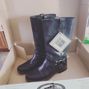 NIB Frye Smith Harness Tall 8.5 womens boots black